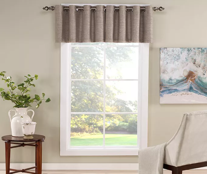 Eclipse Newport Therma Blackout Grommet Valance 5 Eclipse Newport Therma Blackout Grommet Valance - Image 3