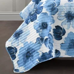 Leah White & Navy Floral Reversible Full/Queen 3-Piece Quilt Set -Cheap Home Store 810553026 31