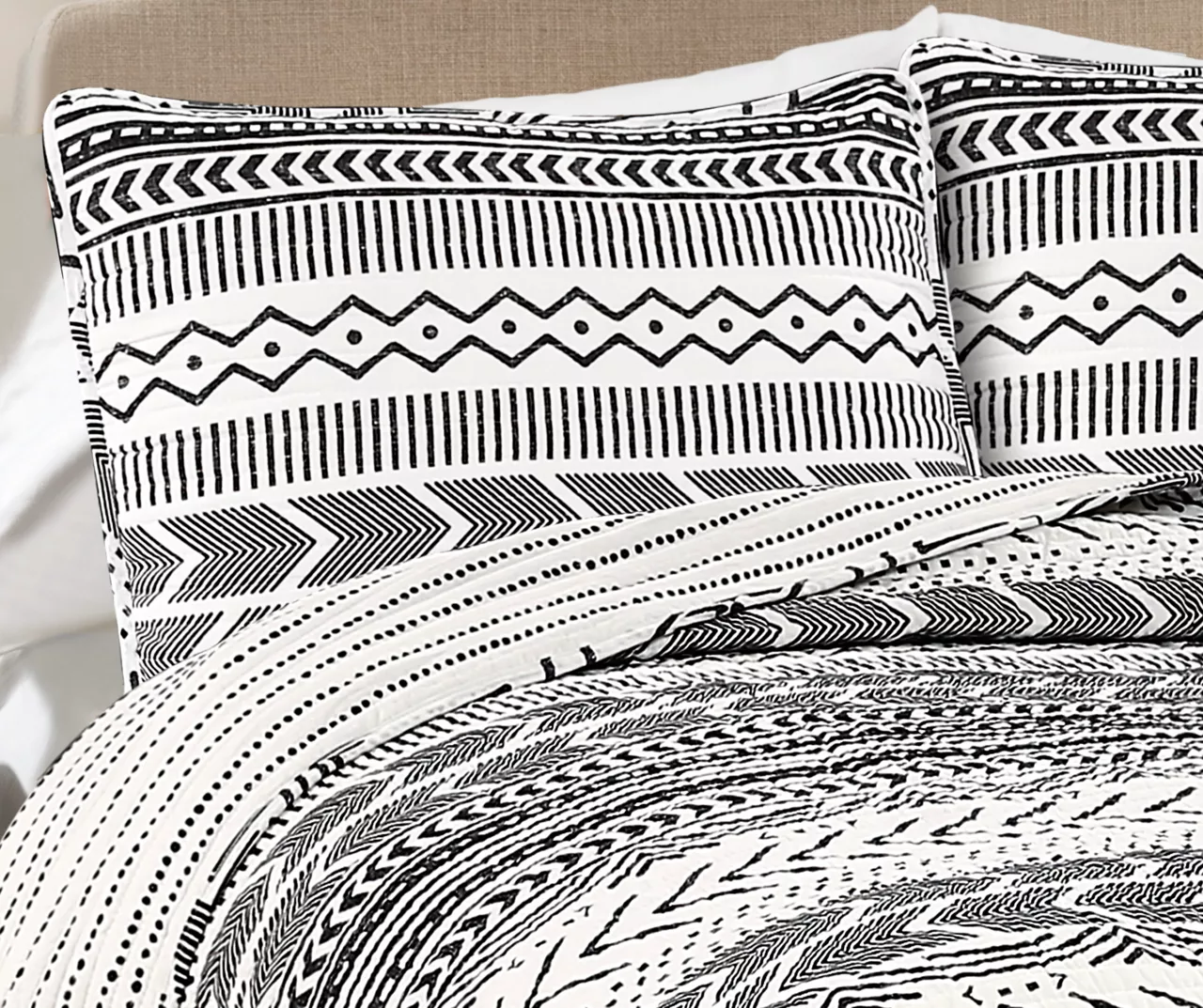 Hygge Black & White Geometric Reversible Full/Queen 3-Piece Quilt Set 4 Hygge Black & White Geometric Reversible Full/Queen 3-Piece Quilt Set - Image 2