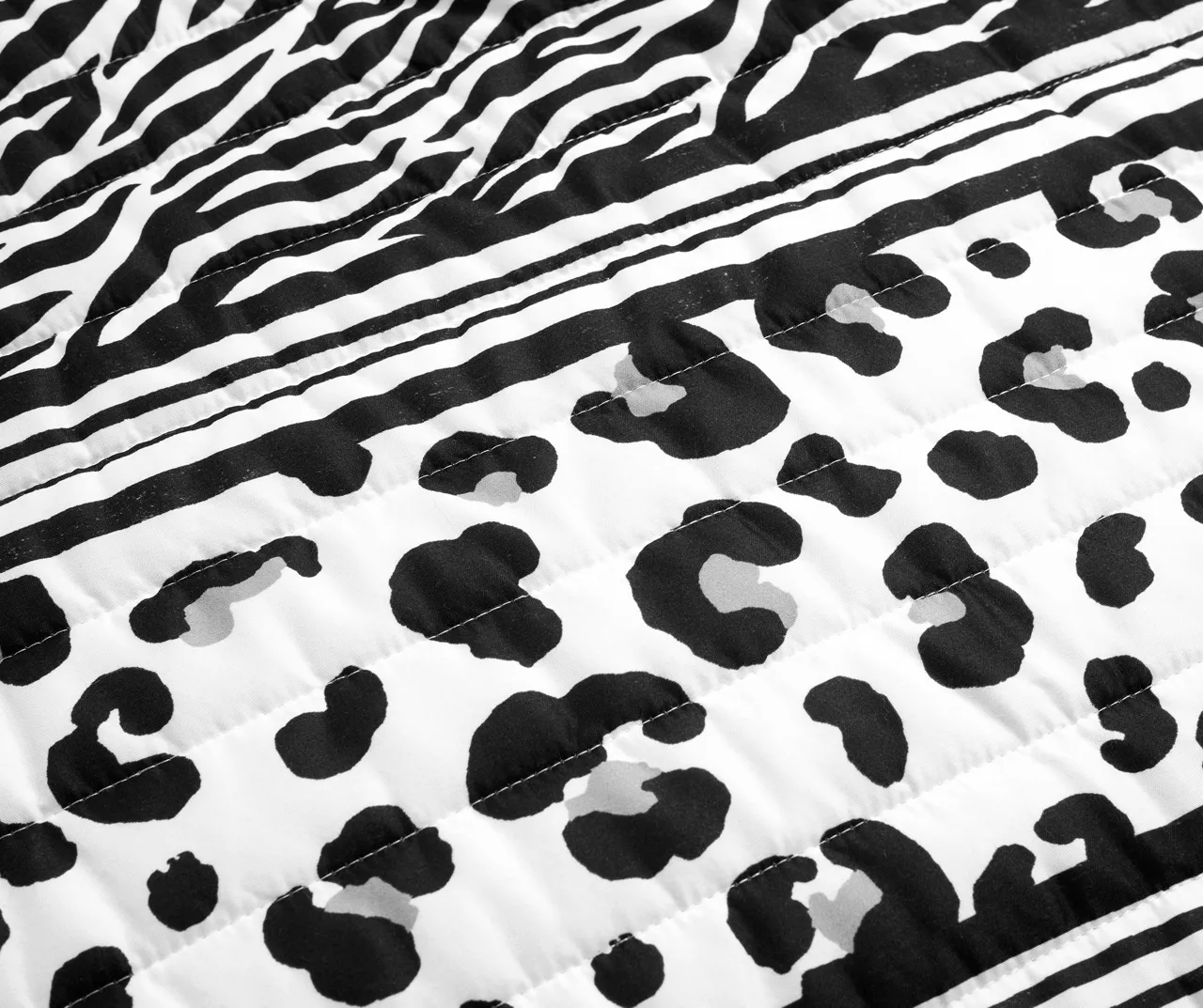 Lush Decor Black & White Animal Print Pattern Block Reversible Quilt Set 6 Lush Decor Black & White Animal Print Pattern Block Reversible Quilt Set - Image 4