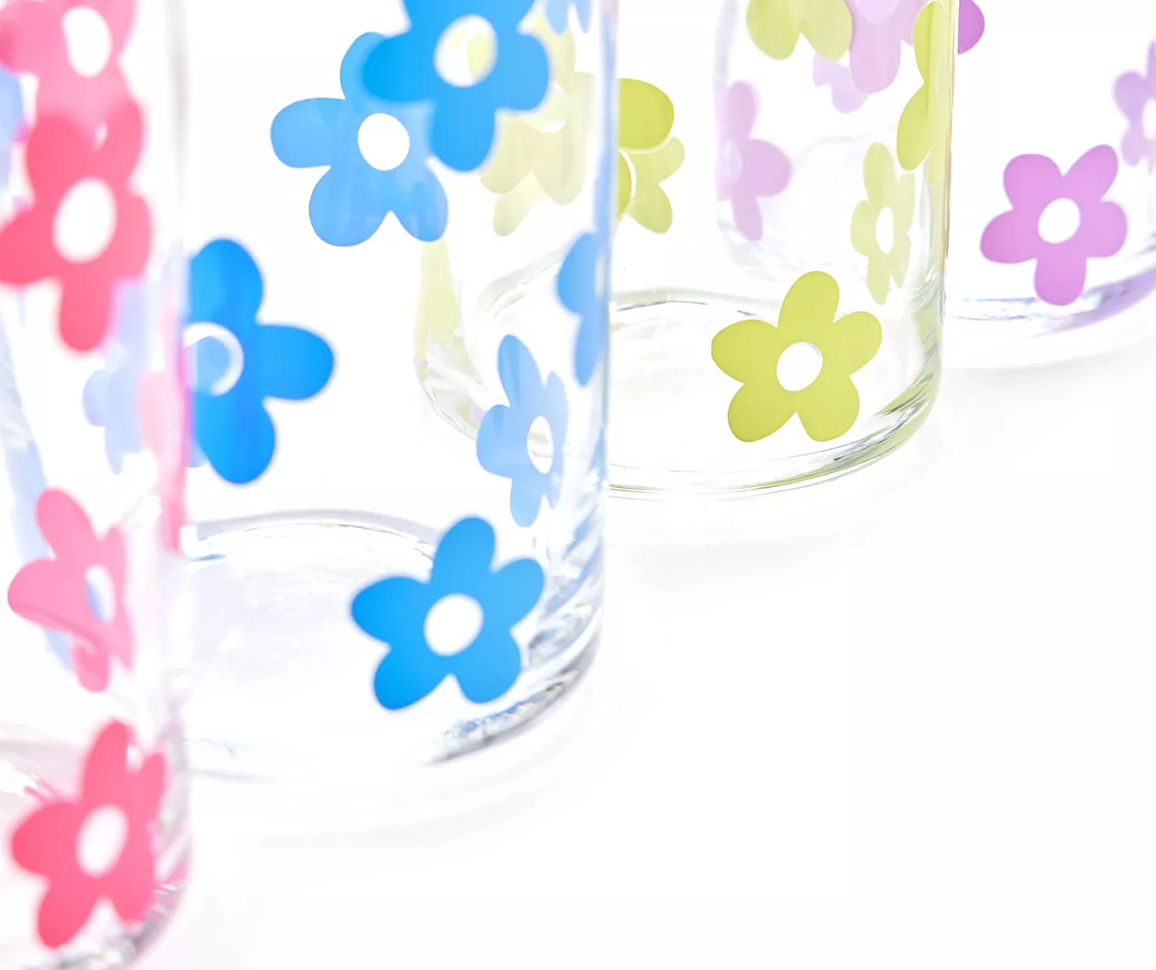 Daisy Can 4-Piece Glassware Set 5 Daisy Can 4-Piece Glassware Set - Image 3